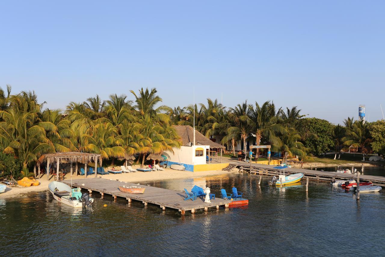 El Milagro Beach Hotel And Marina Isla Mujeres Buitenkant foto